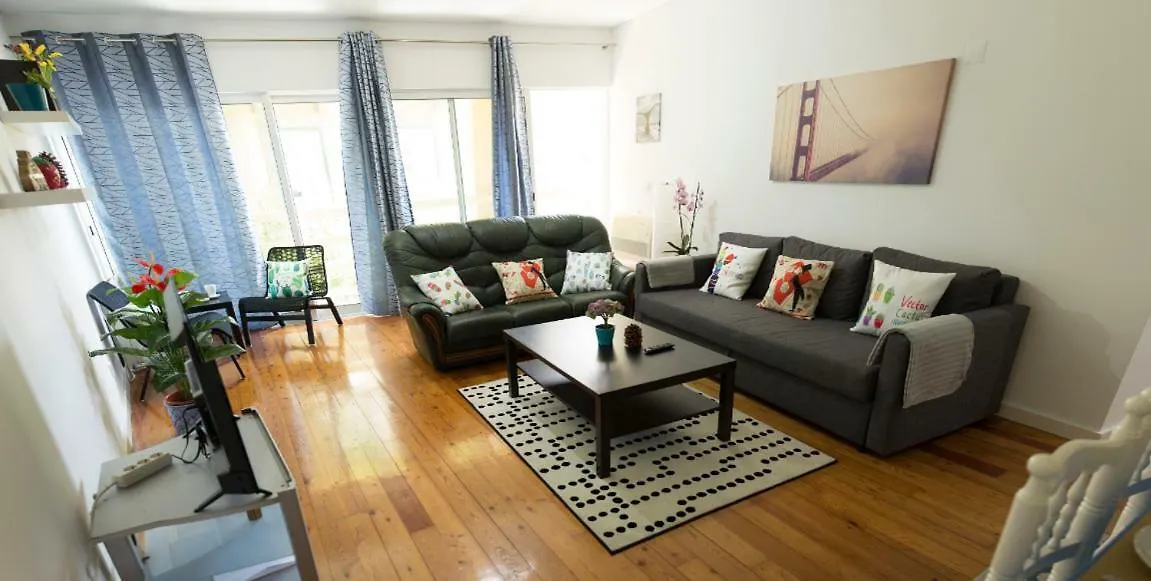 Fala-So 16 - 4 Bed Elegance In Historic District Apartment Lisbon Portugal