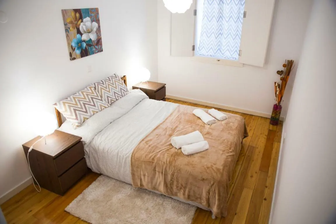 Fala-So 16 - 4 Bed Elegance In Historic District Apartment Lisbon